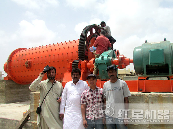 磷礦石選礦生產(chǎn)現(xiàn)場合影